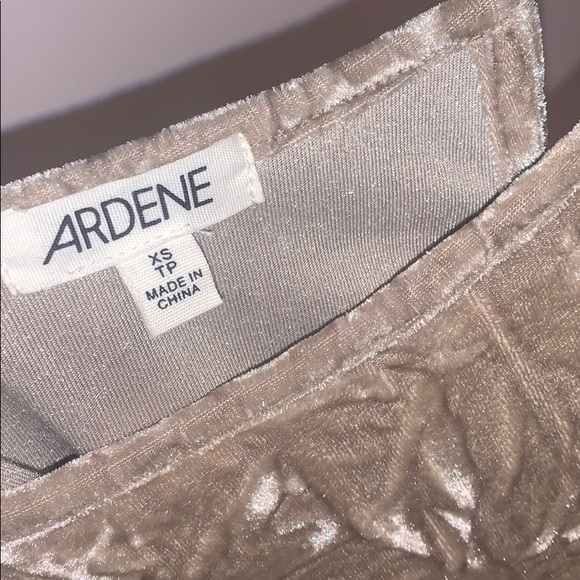 Vintage themed Crushed velvet tank top! CLEARANCE! - Picture 3 of 4